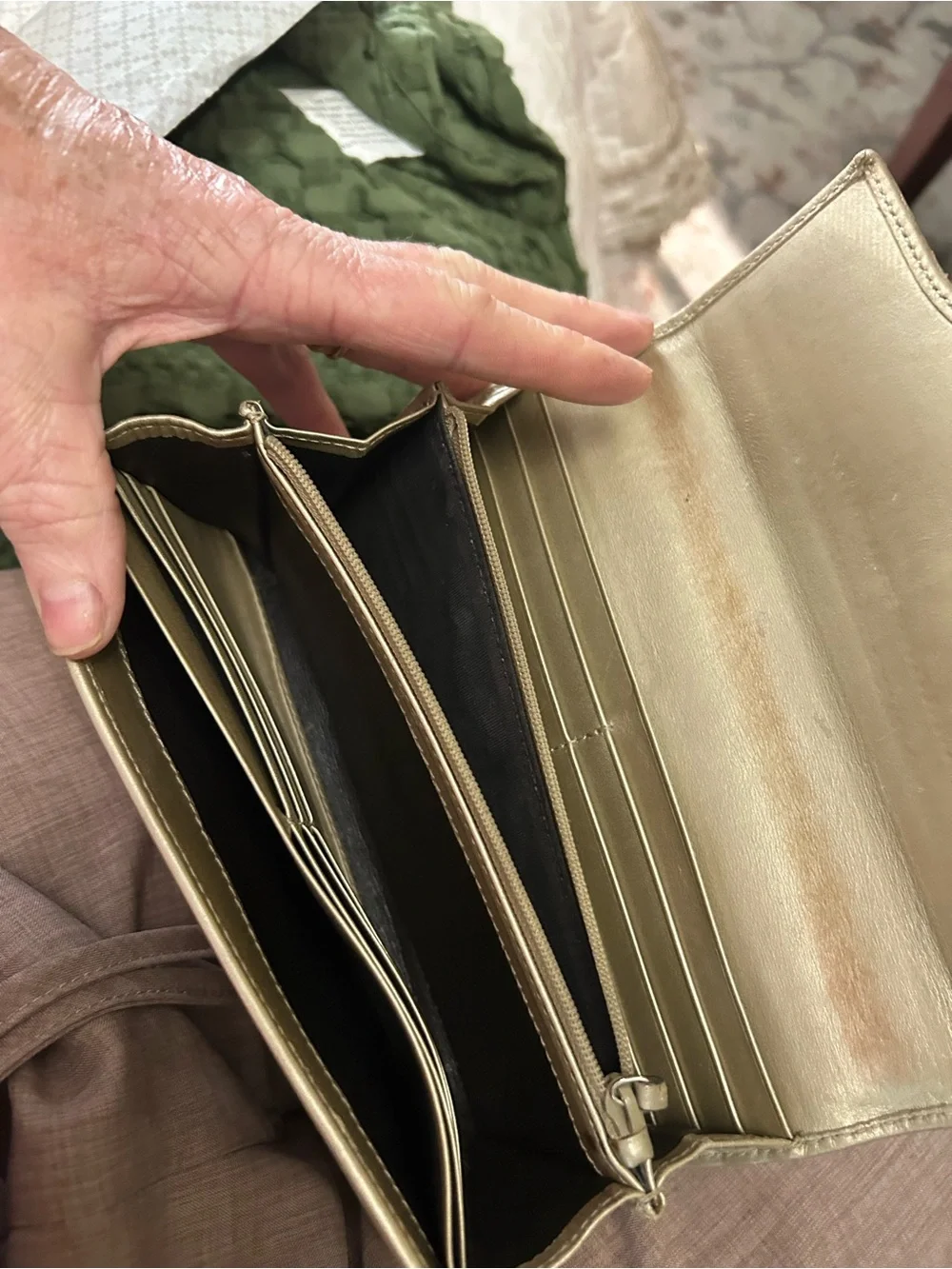 Gucci Beige/Brown GG Monogram Continental Wallet with Double G Hardware